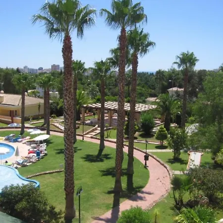 T1 Plaza Aparthotel Alvor
