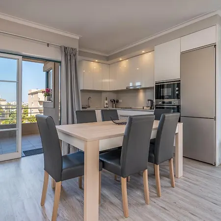Hotel apartamentowy T1 Plaza *